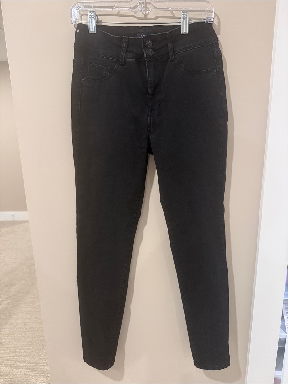 High-Rise Black Skinny Jeans - Sleek Everyday Fit
